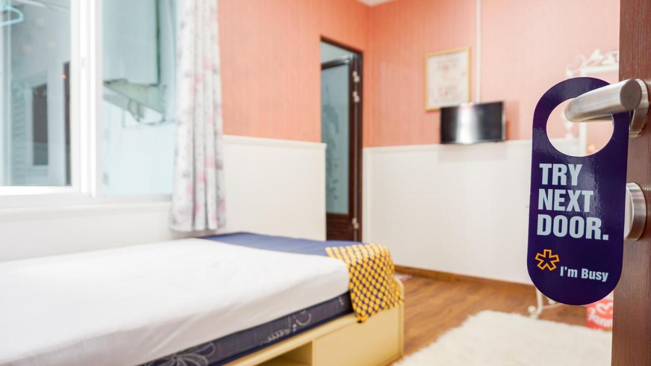 Vaccinated Staff - Spot On 2053 Granada Syariah Home Stay Bandung Exteriér fotografie
